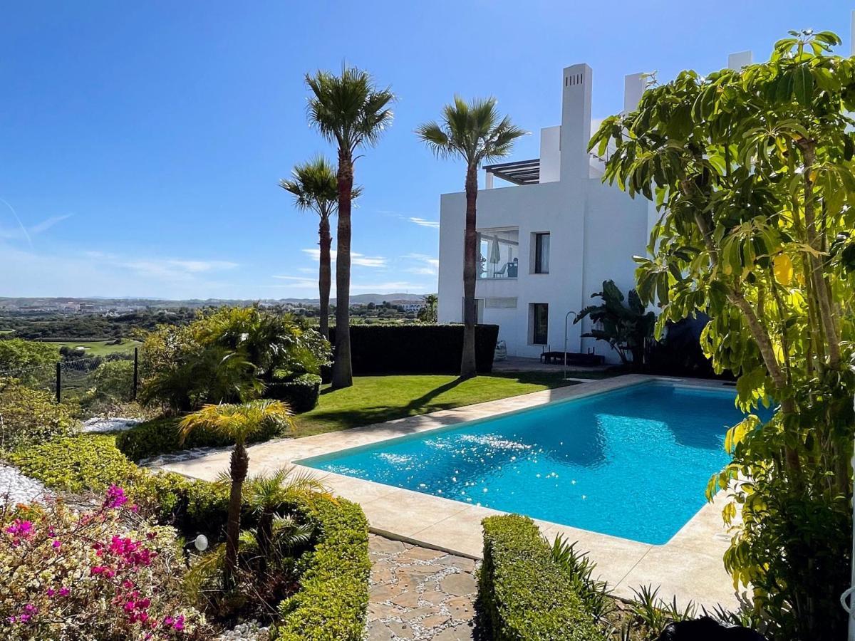 Superior Apartment For Golf, Sea And Nature Lovers カサーレス エクステリア 写真