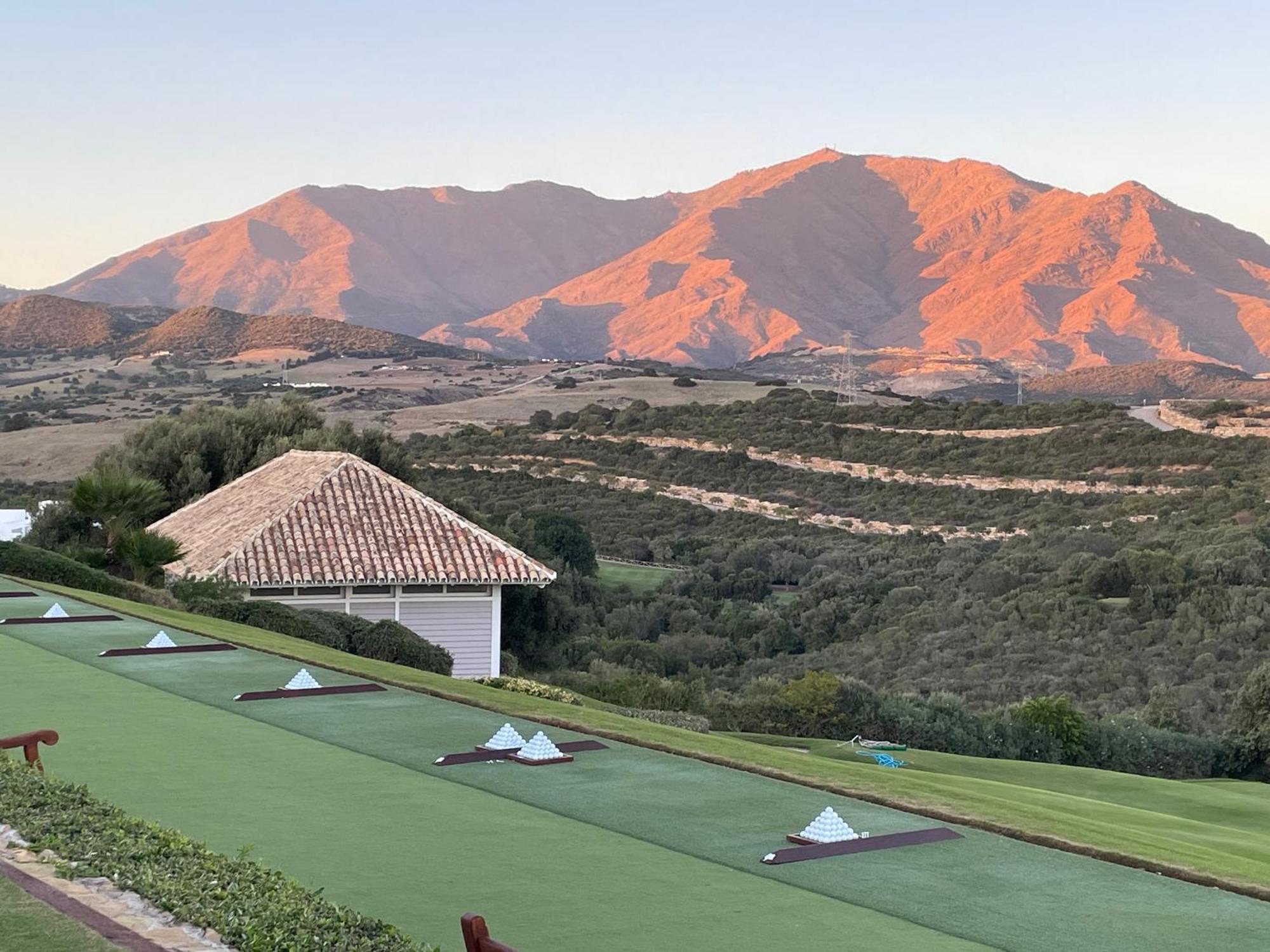 Superior Apartment For Golf, Sea And Nature Lovers カサーレス エクステリア 写真