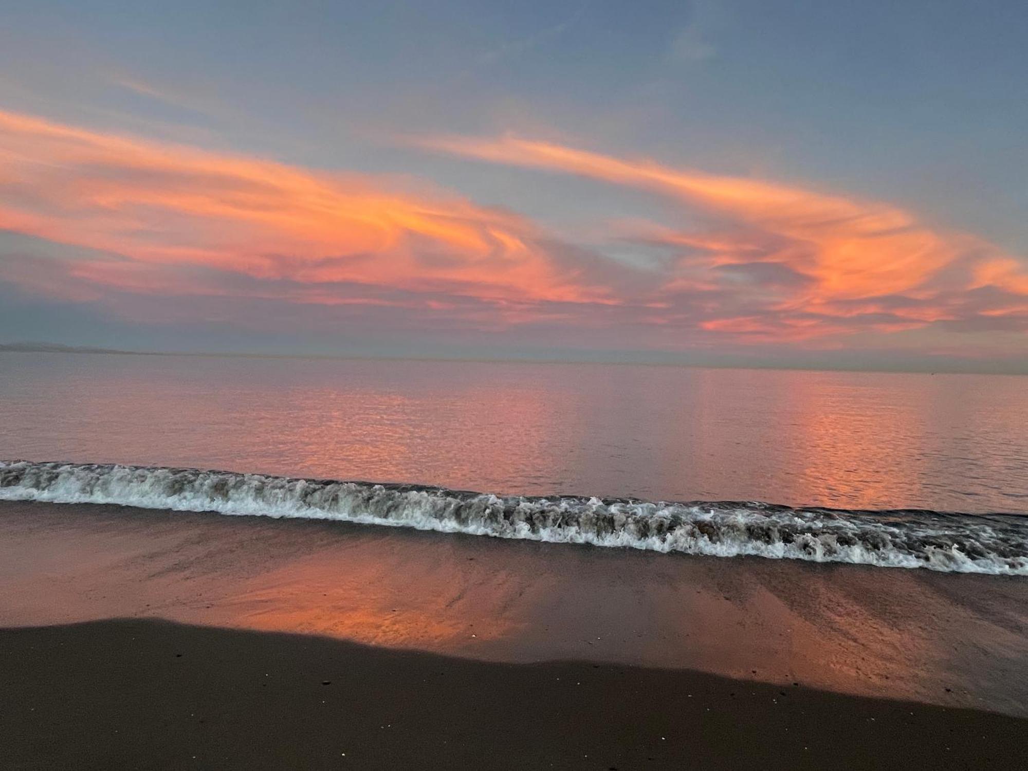 Superior Apartment For Golf, Sea And Nature Lovers カサーレス エクステリア 写真