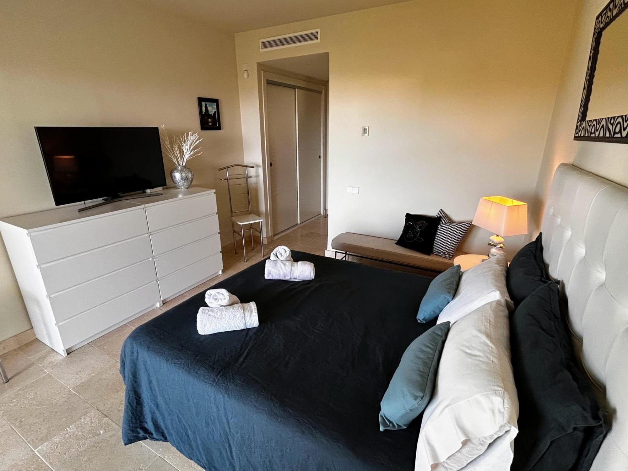 Superior Apartment For Golf, Sea And Nature Lovers カサーレス エクステリア 写真